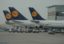 Lufthansa объявила об отмене рейсов во вторник и среду из-за забастовок в 6 аэропортах ФРГ