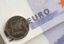 Курс евро достиг 72 руб. на торгах Мосбиржи впервые с 27 июня 2016 г.