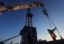 АКРА: санкции против нефтяных компаний РФ скажутся на добыче нефти с 2020 года